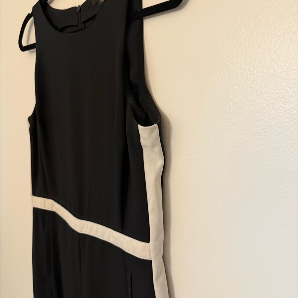 Banana Republic Sporty Jumpsuit with Front Pockets and Side Stripe Women’s 6 - Picture 6 of 10